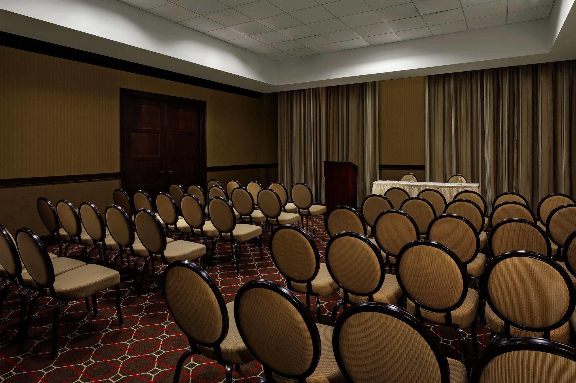 Courtyard By Marriott Dulles Airport Herndon Zewnętrze zdjęcie